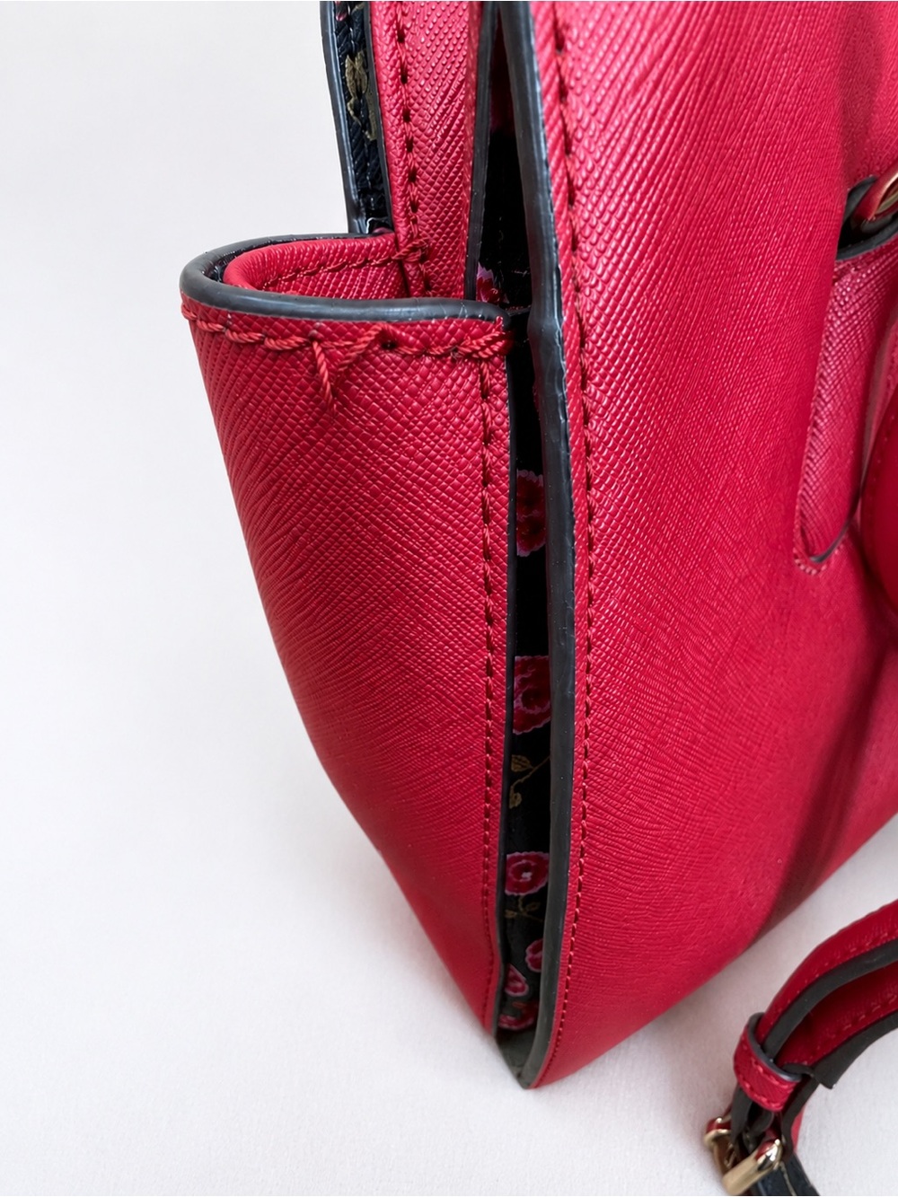 Kate Spade New York Red Floral Saffiano Leather Satchel Crossbody Purse - Picture 10 of 10